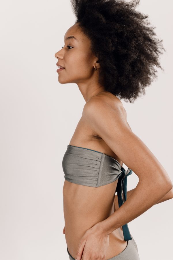 Bandeau LILI Vert Céladon et Gris Irisé - LILNA SWIMWEAR – Image 2